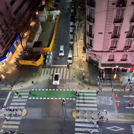 4 Ventanales Sobre La Avenida Corrientes Leilighet Buenos Aires Eksteriør bilde